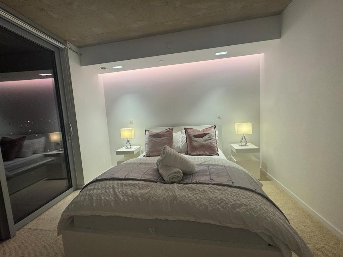 Luxury 1 Bedroom Apartment In London Exterior photo